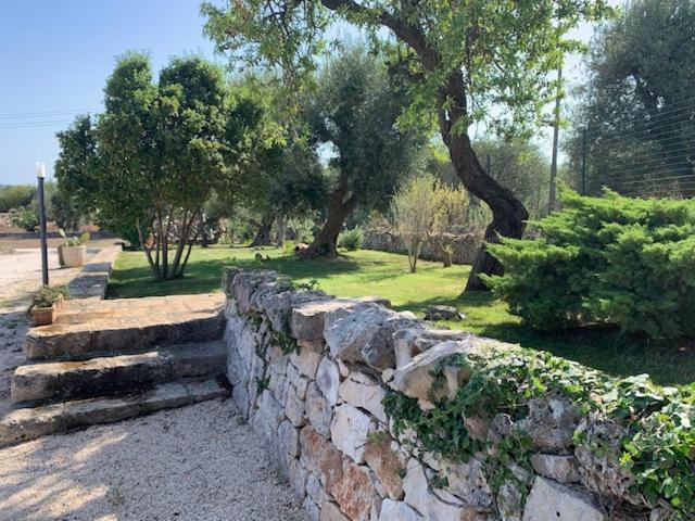 Гостьовий будинок Trulli Santa Maria Odegitria Relais Остуні Екстер'єр фото