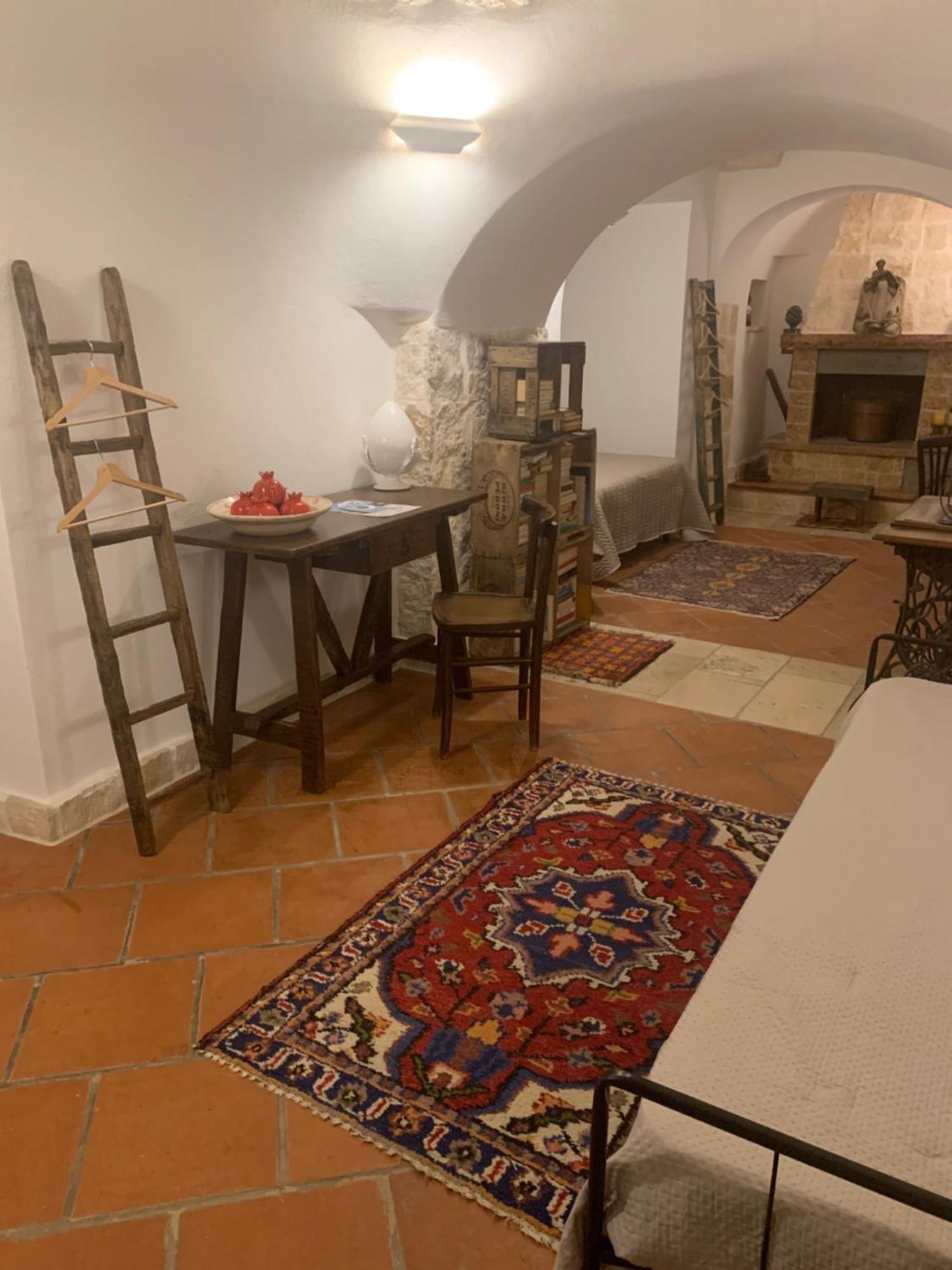 Гостьовий будинок Trulli Santa Maria Odegitria Relais Остуні Екстер'єр фото