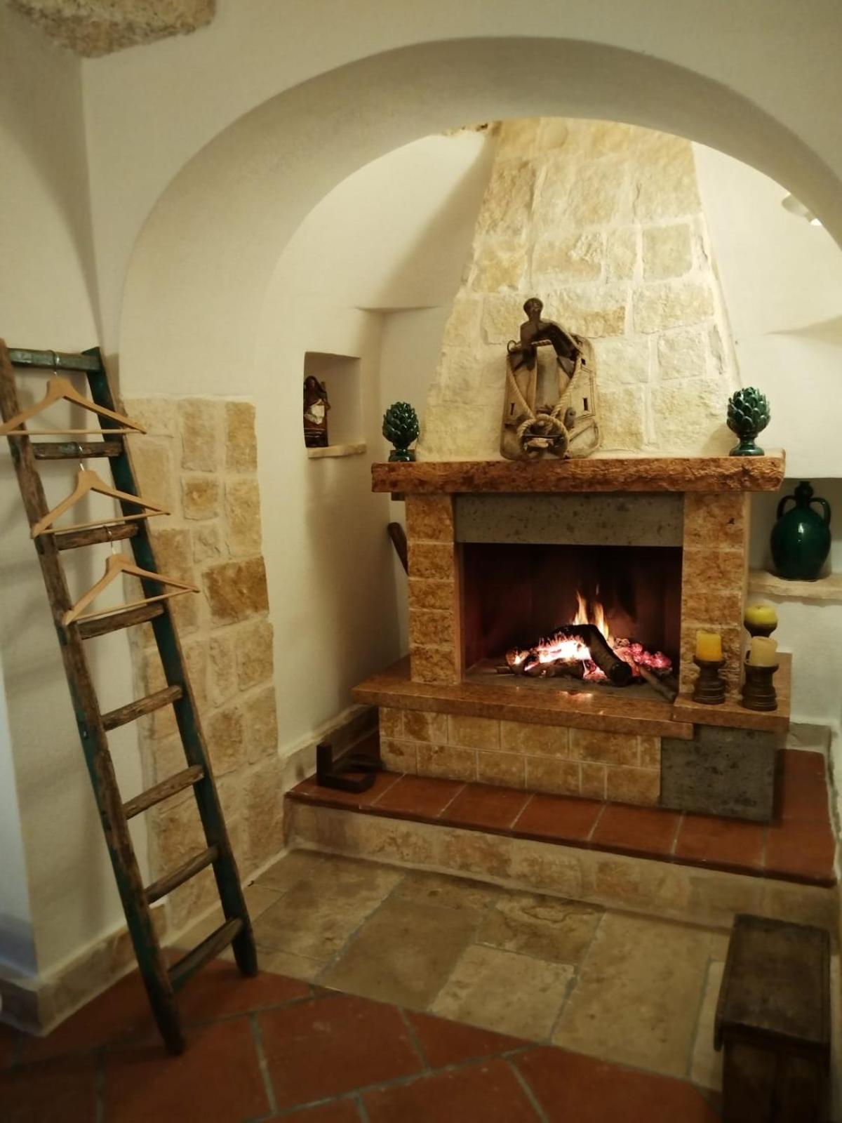 Гостьовий будинок Trulli Santa Maria Odegitria Relais Остуні Екстер'єр фото