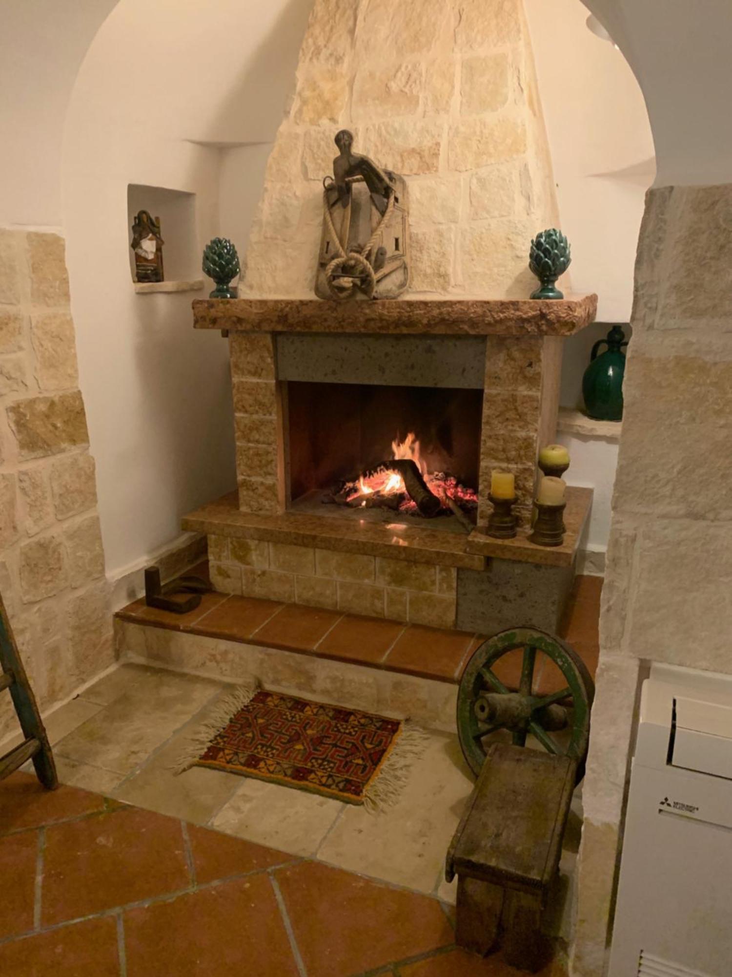 Гостьовий будинок Trulli Santa Maria Odegitria Relais Остуні Екстер'єр фото